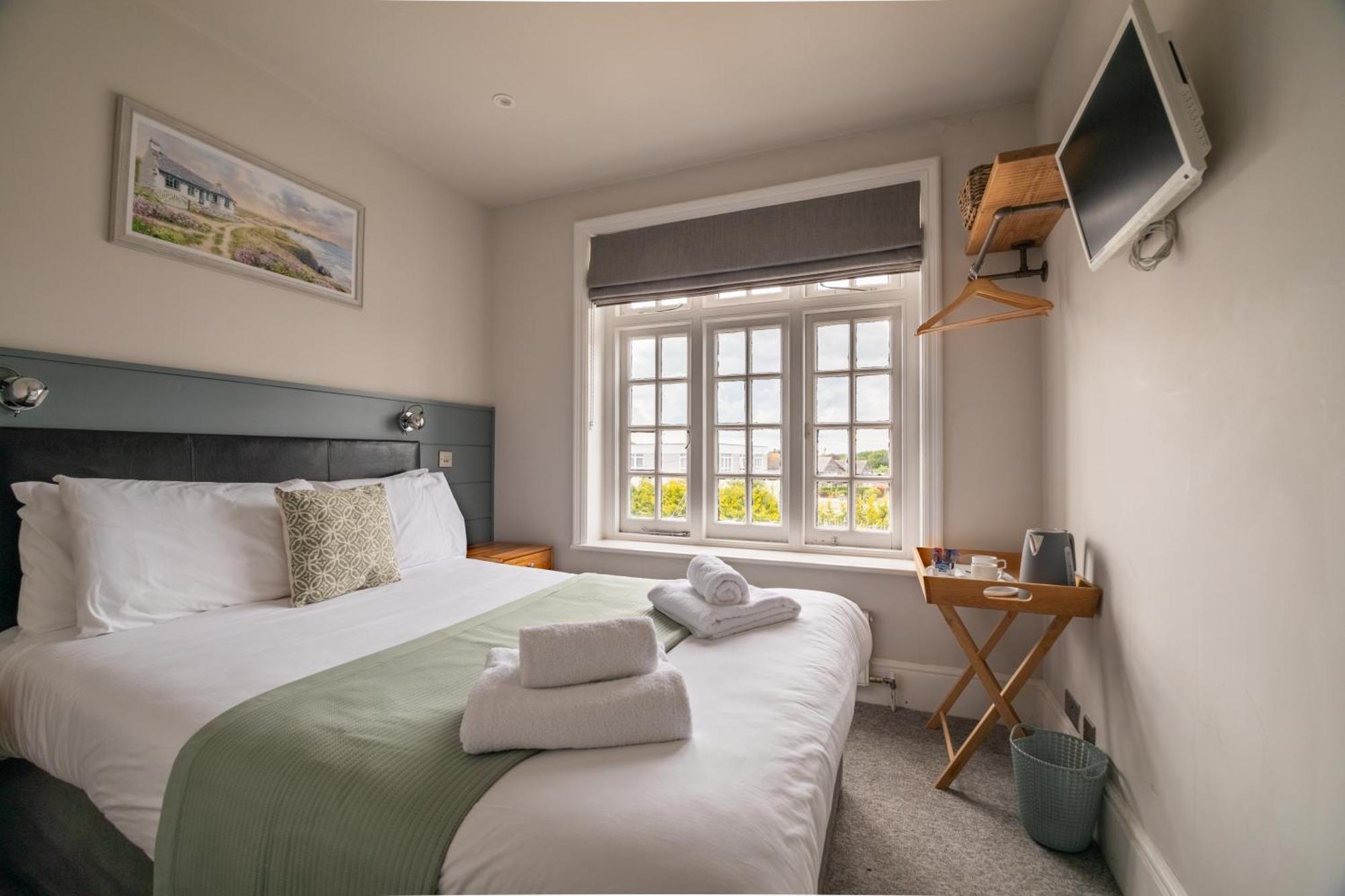 The Bay Hotel ペバンゼイ エクステリア 写真