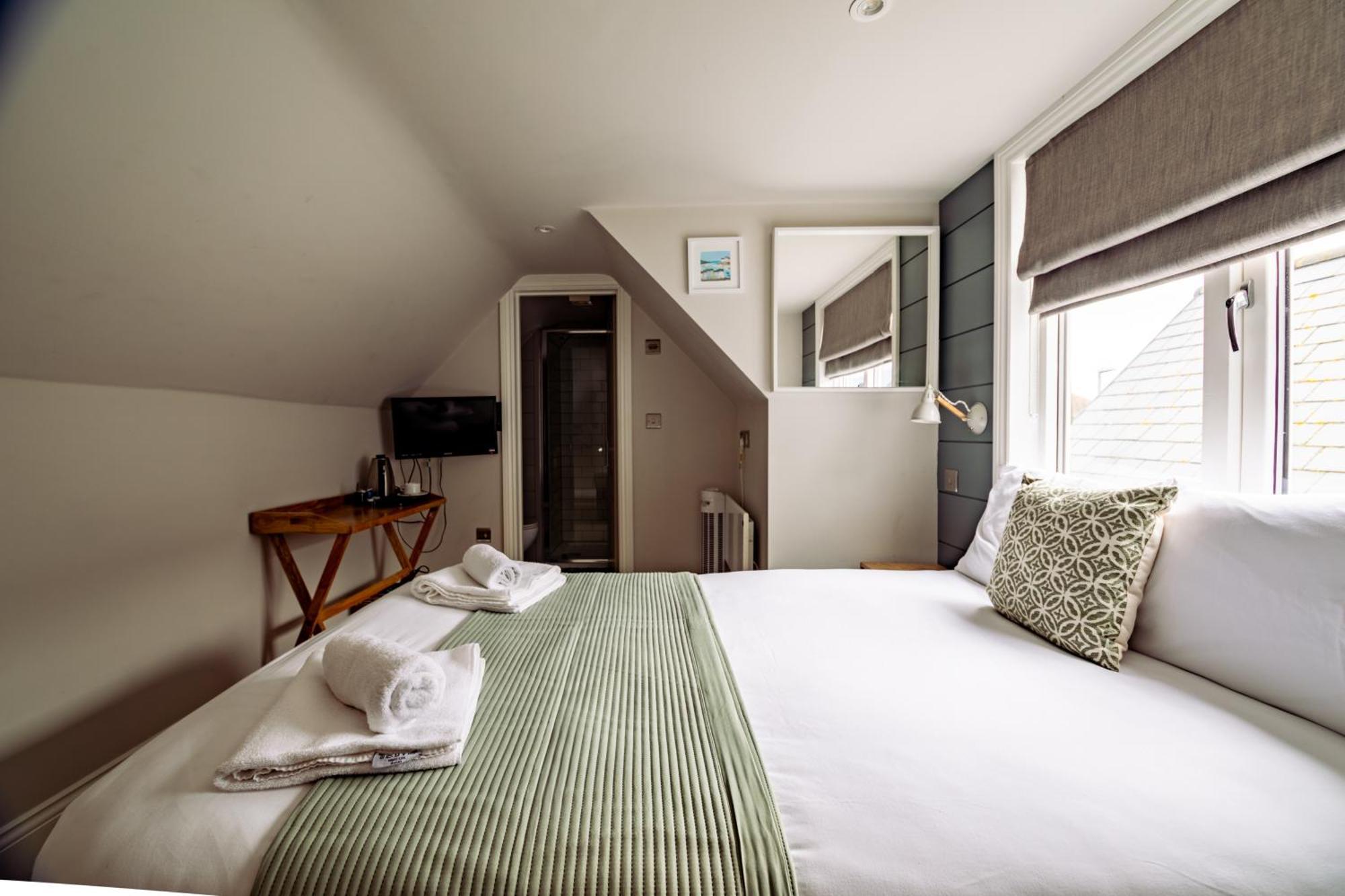 The Bay Hotel ペバンゼイ エクステリア 写真