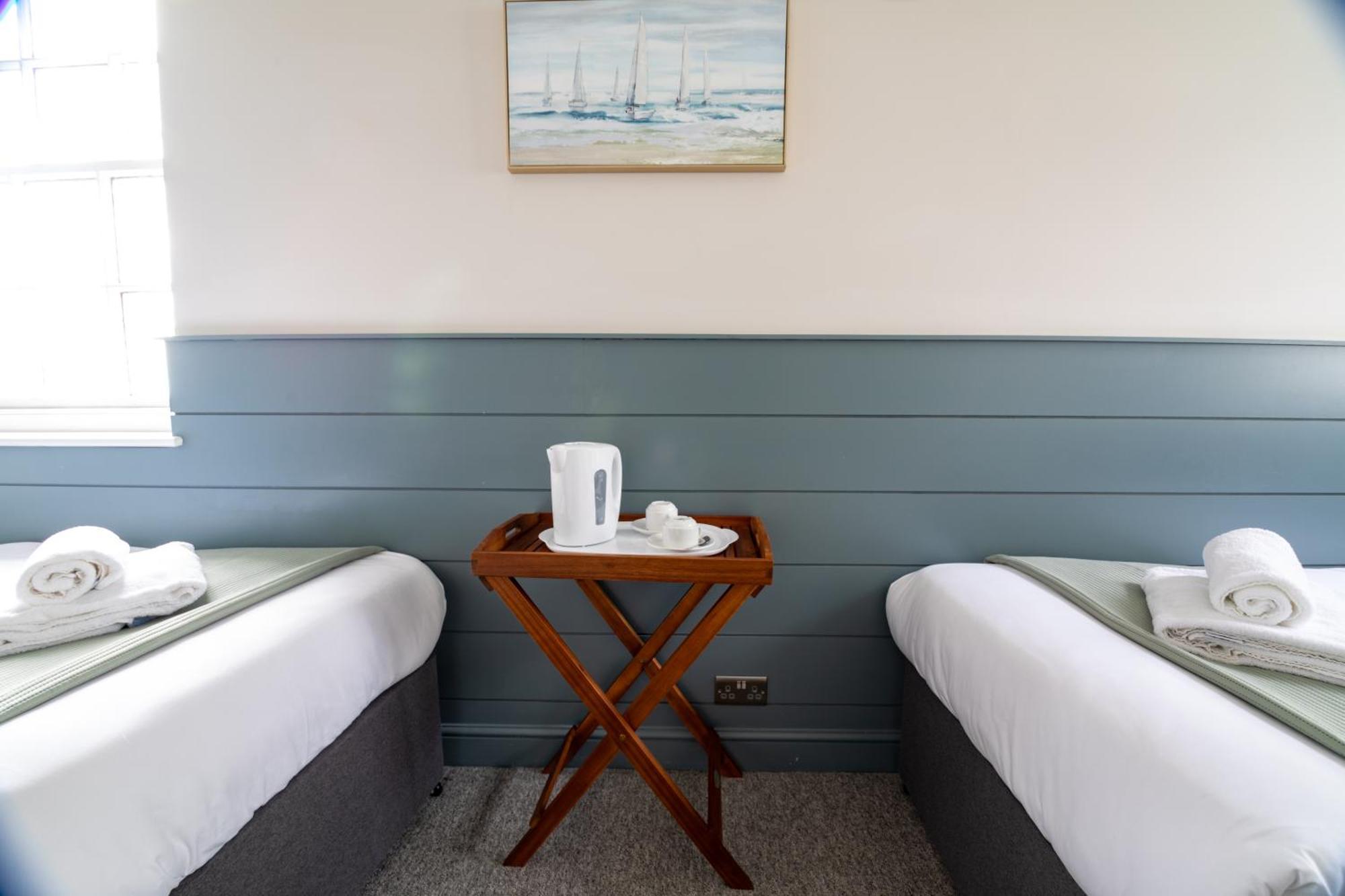 The Bay Hotel ペバンゼイ エクステリア 写真